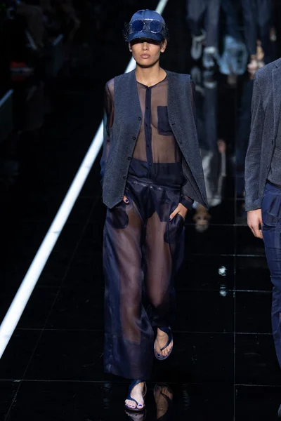 Look 97